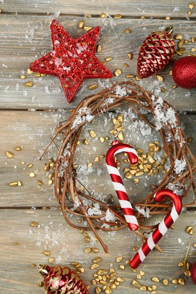 Grüner Weihnachtskranz — Stockfoto