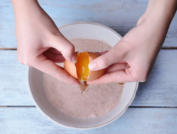 Mixing ingredients in bowl — Stock Photo, Image