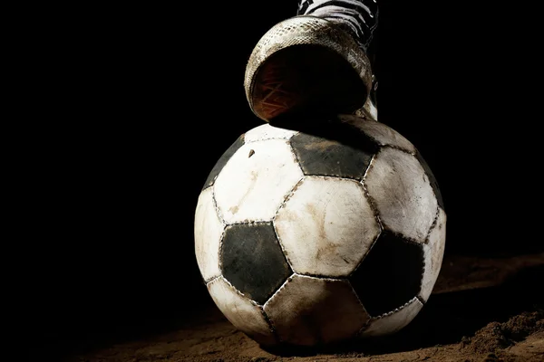 Fotbalový míč na zem — Stock fotografie