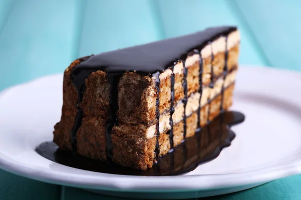 Delicious chocolate cake — Stock Photo, Image