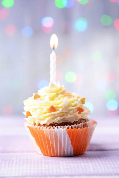 Heerlijke verjaardag cupcake — Stockfoto