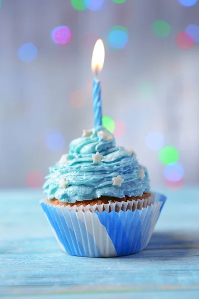 Delizioso cupcake di compleanno — Foto Stock