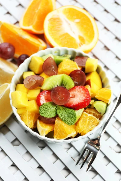 Fruit salad in bowl — Stock Photo, Image
