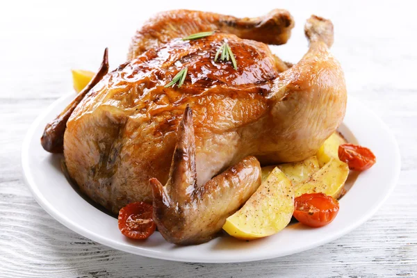 Heerlijke gebakken kip — Stockfoto