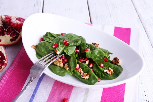 Insalata fresca con verdi — Foto Stock