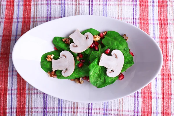 Salade fraîche aux légumes verts — Photo