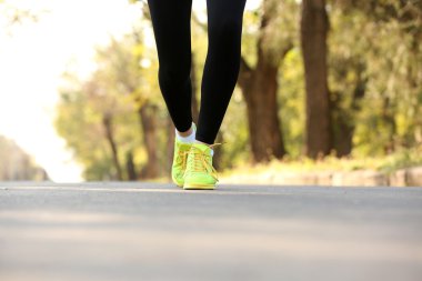 Road Runner's ayakta