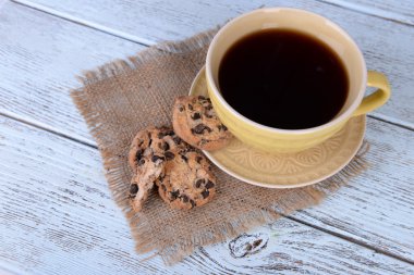 Masada bir fincan çay.