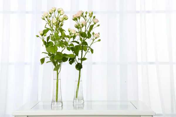 Mooie boeketten van bloemen — Stockfoto