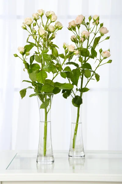 Mooie boeketten van bloemen — Stockfoto