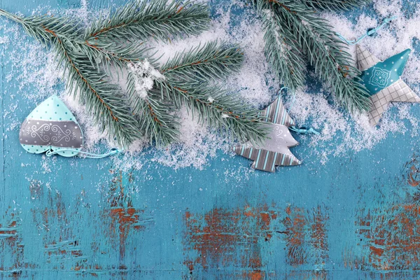 Çam ağacı ile Noel kompozisyon — Stok fotoğraf