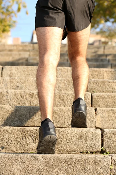 Correr en las escaleras — Foto de Stock