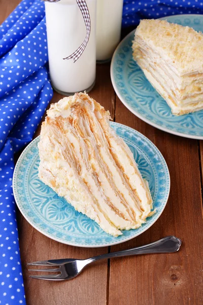 Napoléon gâteau sur assiette — Photo