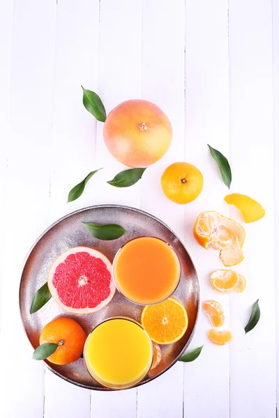 Sumos de toranja e de tangerina — Fotografia de Stock