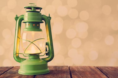 Fener parlak zemin üzerine ahşap tablo