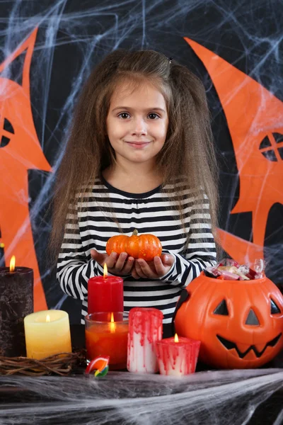 Küçük kız cadı — Stok fotoğraf