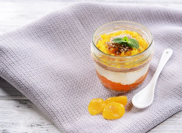 Delicious lemon jam on table close-up — Stock Photo, Image