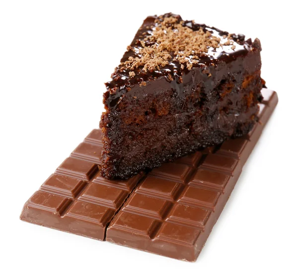 Delicioso pastel de chocolate, aislado en blanco —  Fotos de Stock