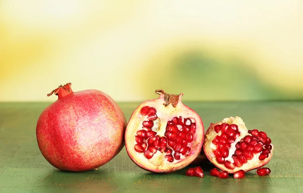 Juicy ripe pomegranates — Stock Photo, Image