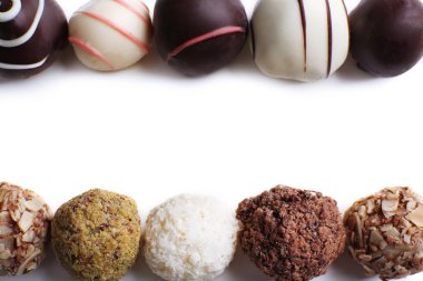 Çikolata truffles satırları