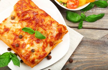 Lezzetli lazanya bölümünü