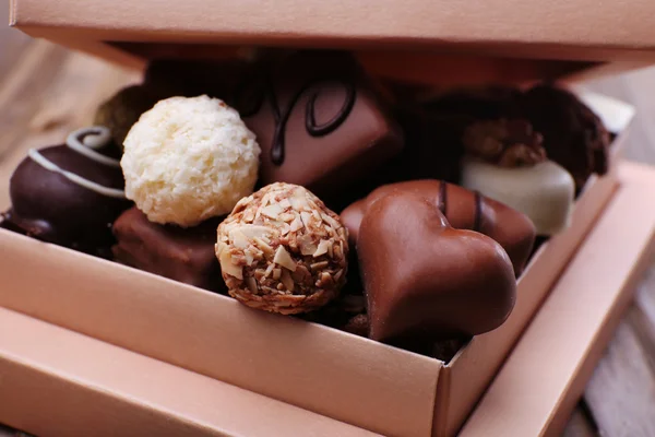 Box filled with chocolates — Stock Photo, Image