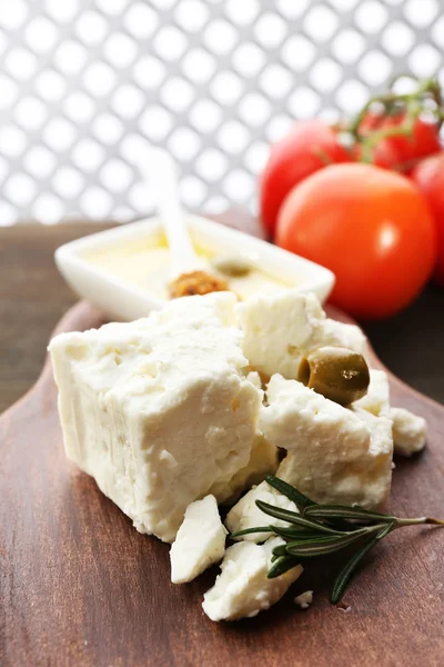 A táblázat közelről feta sajt — Stock Fotó