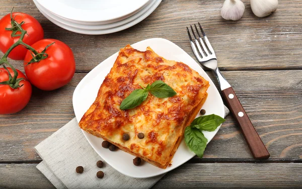 Del av välsmakande lasagne — Stockfoto