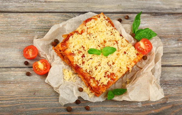 Gedeelte van smakelijke lasagne — Stockfoto