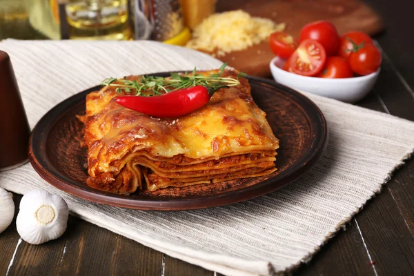 Portion de lasagnes savoureuses — Photo