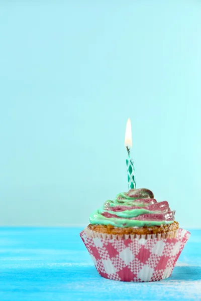 Delizioso cupcake di compleanno — Foto Stock