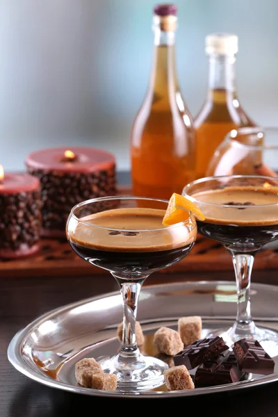 Espresso cocktail geserveerd op tafel — Stockfoto