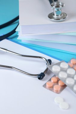 Kitaplar ile sağlık stetoskop