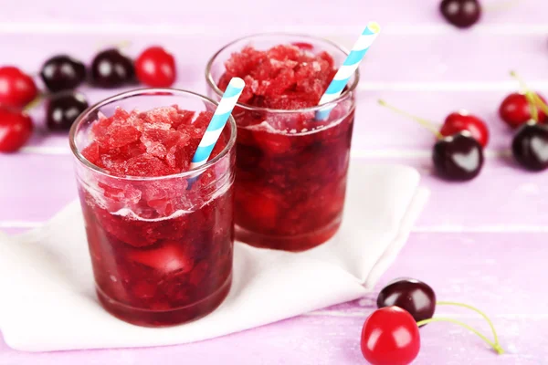 Cherry granita in glazen — Stockfoto