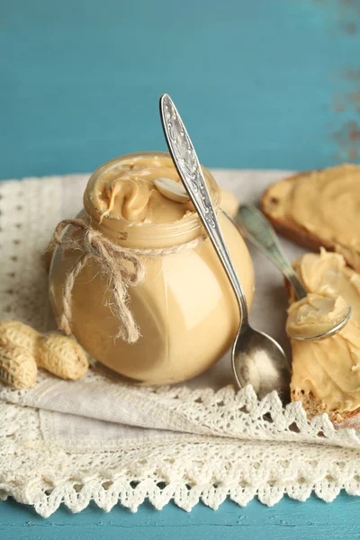 Manteiga de amendoim fresca — Fotografia de Stock