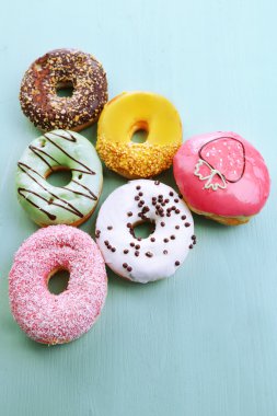 Sır ile lezzetli börekler