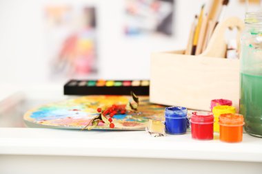 Profesyonel Sanat Atölyesi