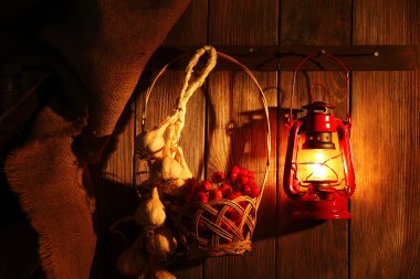 Kancaya asılı fener