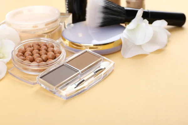 Grundläggande make-up produkter — Stockfoto