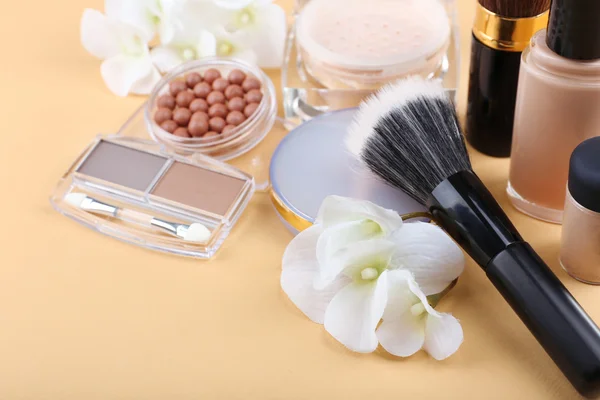 Grundläggande make-up produkter — Stockfoto