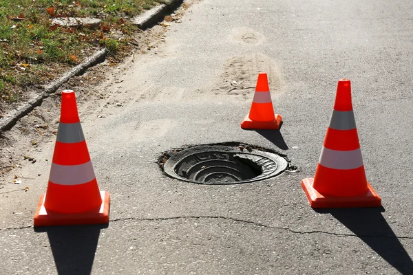 Traffic cones on road — Stock Photo, Image