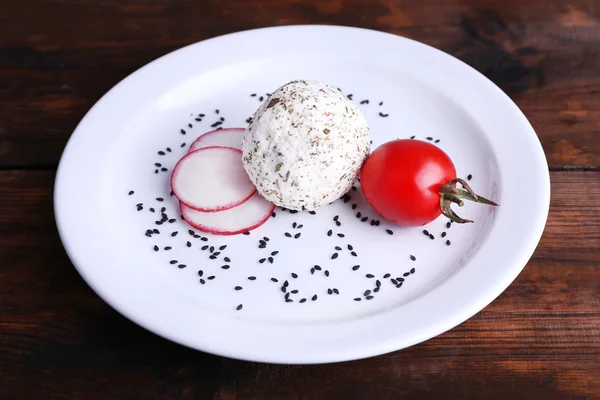 Cottage cheese with vegetables — Stock Photo, Image