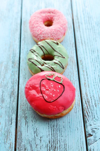 Delicious donuts with glaze — Stock Photo, Image