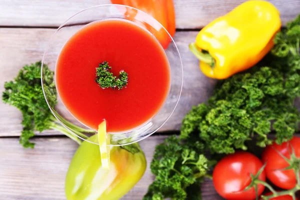 Tomato juice in goblet — Stock Photo, Image