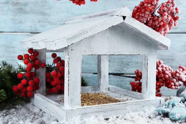 White Handmade birdhouse — Stock Photo, Image