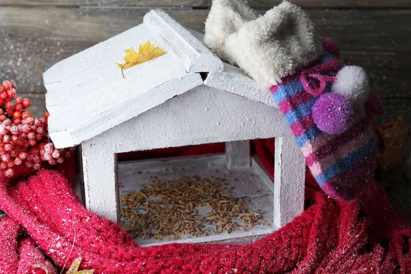 White Handmade birdhouse — Stockfoto