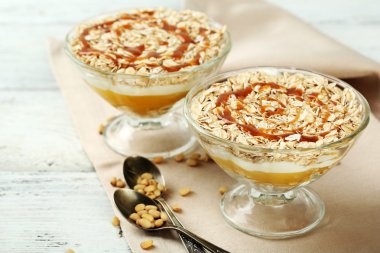 Yulaf gevreği ile lezzetli tatlı