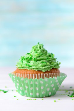 Lezzetli doğum günü kek