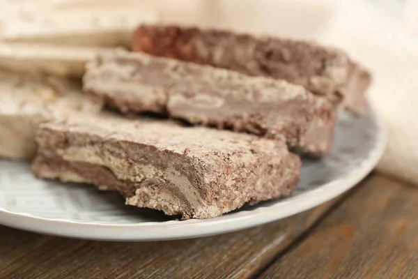 Dos tipos de halva de girasol — Foto de Stock