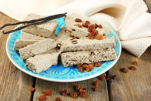 Two kinds of sunflower halva — Stock Photo, Image